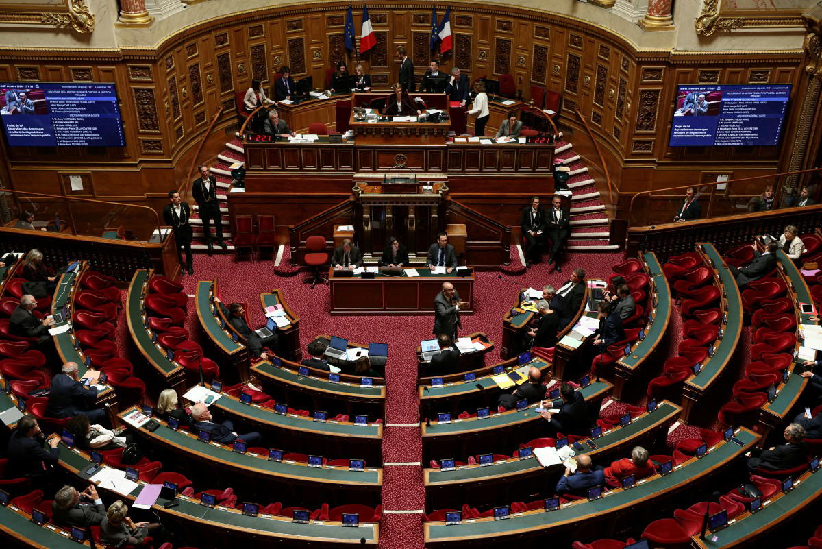 French Senate passes bill to make protesters pay for unrest damage Image