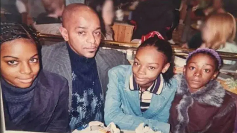 Three sisters drowned in sea in joint suicide – UK coroner