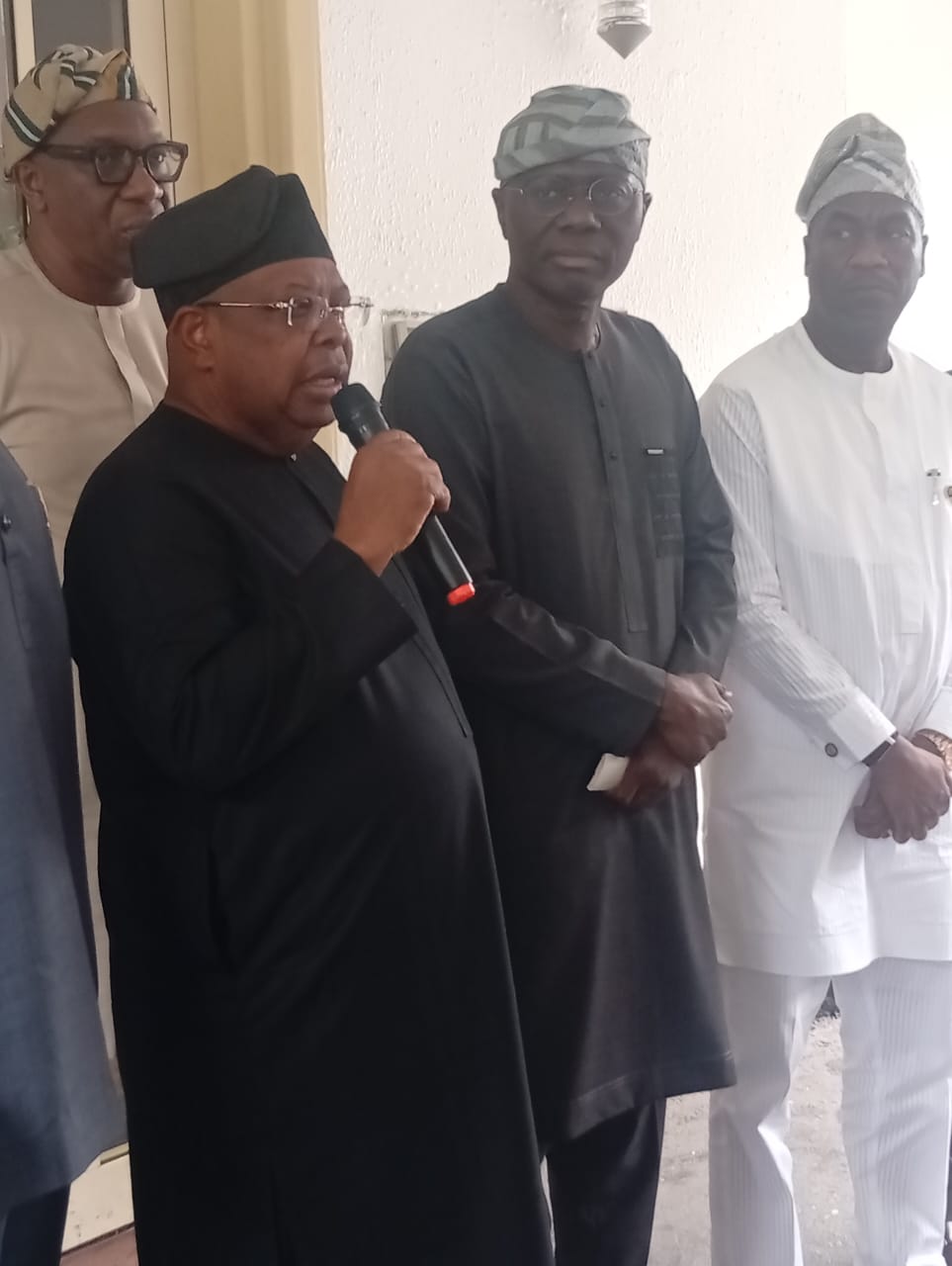 Stable Power: FG, Lagos govt move to drive 24hrs electricity Image