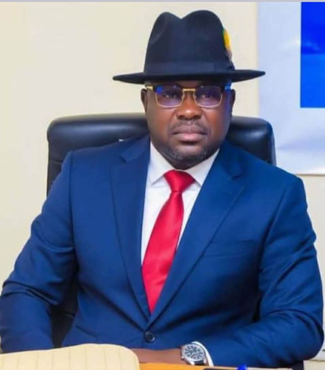 Political thermodynamics and Alapala Ebitonmo’s flight