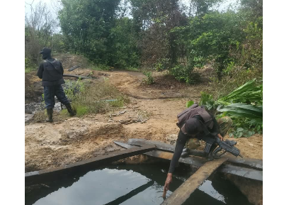 Navy uncovers 40,000 litres of suspected crude oil in Delta