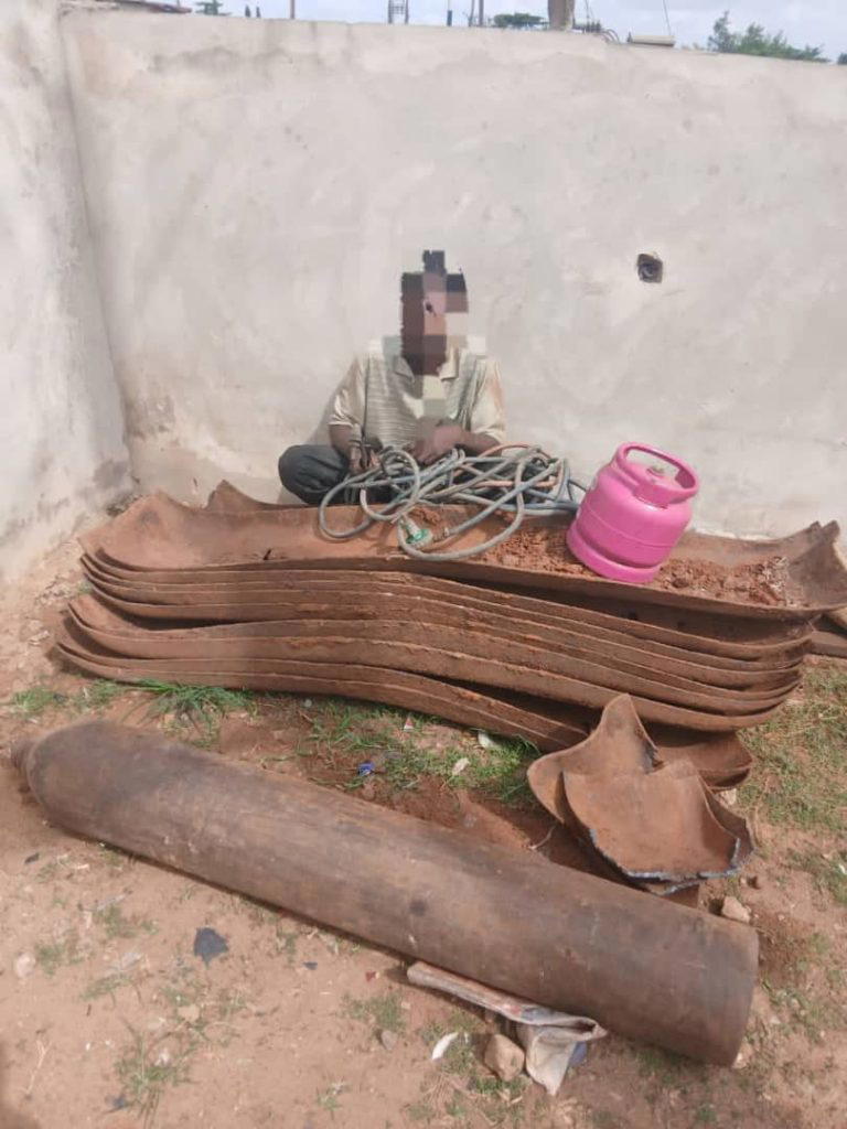 Police arrest suspect over railway vandalism in Ogun, recover 16 iron rods